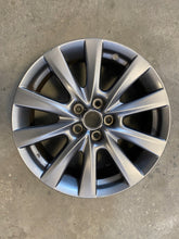 Load image into Gallery viewer, 1x Alufelge 18 Zoll 7.0" 5x114.3 45ET Glanz Silber 9965B37080 Mazda Rim Wheel FEL7766061848tl