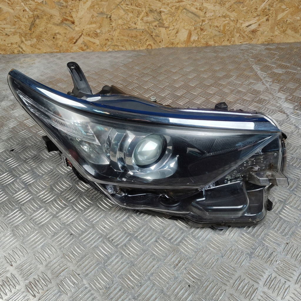 Frontscheinwerfer Toyota Auris 81110-02K30 Rechts Scheinwerfer Headlight SCH1261001070hg