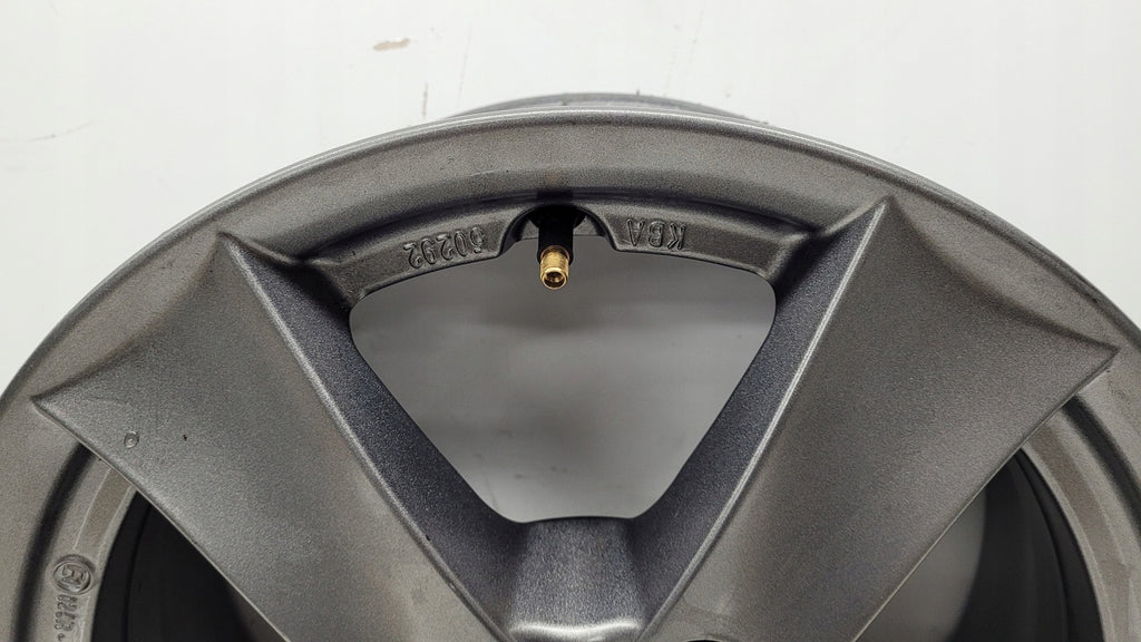 1x Alufelge 15 Zoll 6.0" 5x112 46ET KBA50292 Audi A3 Leon Passat Golf V