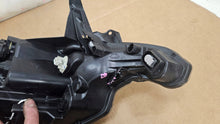 Laden Sie das Bild in den Galerie-Viewer, Frontscheinwerfer Peugeot 108 90026268 LED Links Scheinwerfer Headlight SCH1585474609kx