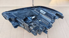 Laden Sie das Bild in den Galerie-Viewer, Frontscheinwerfer BMW X1 F48 5A01178 Rechts Scheinwerfer Headlight SCH1851798096se