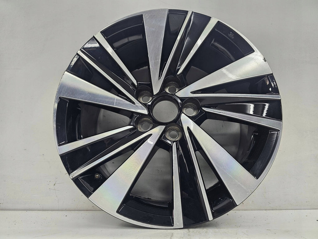 1x Alufelge 17 Zoll 5x114.3 Toyota Corolla Rim Wheel FEL9562908128jt