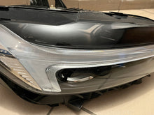 Load image into Gallery viewer, Frontscheinwerfer Hyundai II Xc60 32337383 32133549 Full LED Rechts Headlight