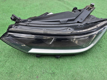 Load image into Gallery viewer, Frontscheinwerfer VW Passat B8 3G1941005B Links Scheinwerfer Headlight SCH1780830752vg