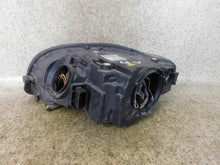 Laden Sie das Bild in den Galerie-Viewer, Frontscheinwerfer Audi A4 B7 8E0941030BM Xenon Ein Stück (Rechts oder Links)