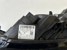 Laden Sie das Bild in den Galerie-Viewer, Frontscheinwerfer Skoda Fabia III 6V1941015F Links Scheinwerfer Headlight SCH6271373249vx