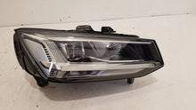 Laden Sie das Bild in den Galerie-Viewer, Frontscheinwerfer Audi Q2 81A941034 LED Rechts Scheinwerfer Headlight