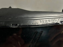 Laden Sie das Bild in den Galerie-Viewer, Frontscheinwerfer Honda Cr-V EYW3912 Ein Satz Scheinwerfer Headlight SCH1978689091dr