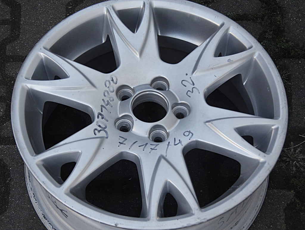 1x Alufelge 17 Zoll 7.0" 5x108 49ET 30635510 Volvo Xc70 Rim Wheel