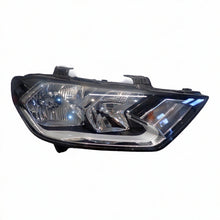 Laden Sie das Bild in den Galerie-Viewer, Frontscheinwerfer Audi A1 82A941004 LED Rechts Scheinwerfer Headlight