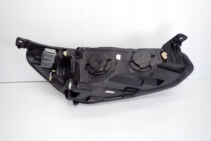 Frontscheinwerfer Ford Focus MX7B-13E015-CE Ein Stück (Rechts oder Links) SCH3836636213qx