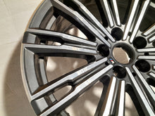 Laden Sie das Bild in den Galerie-Viewer, 1x Alufelge 18 Zoll 7.5&quot; 5x112 8089890 BMW G22 3 G20 Rim Wheel