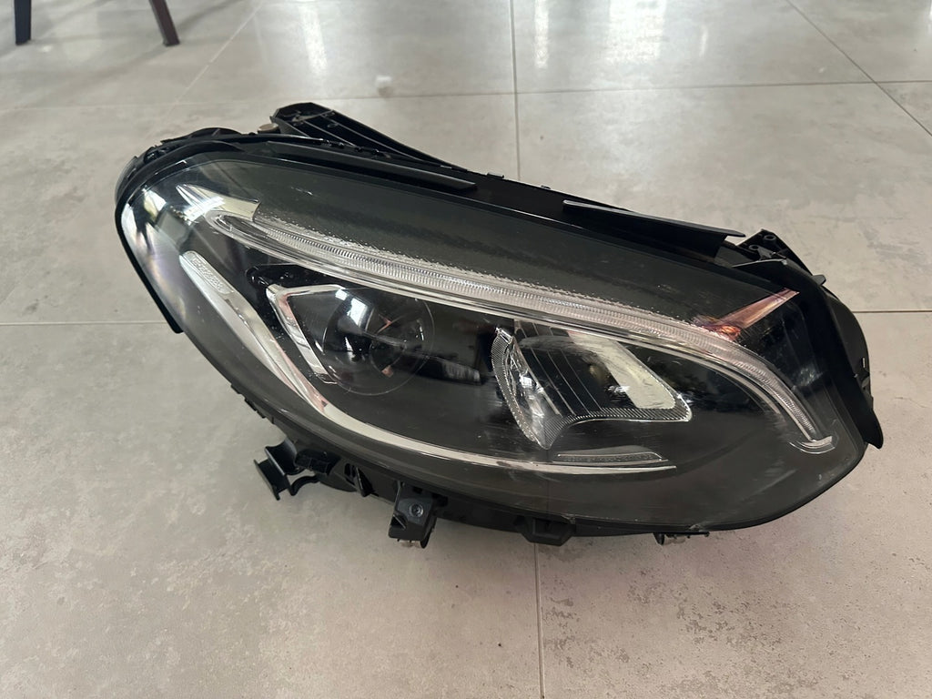 Frontscheinwerfer Mercedes-Benz W246 A2469066201 LED Rechts Headlight