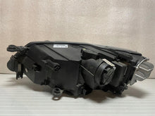 Laden Sie das Bild in den Galerie-Viewer, Frontscheinwerfer Seat Ateca 90117434A LED Rechts Scheinwerfer Headlight