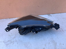 Load image into Gallery viewer, Frontscheinwerfer Mazda 2 Dj D43N-51040 Links Scheinwerfer Headlight SCH1703663610vu