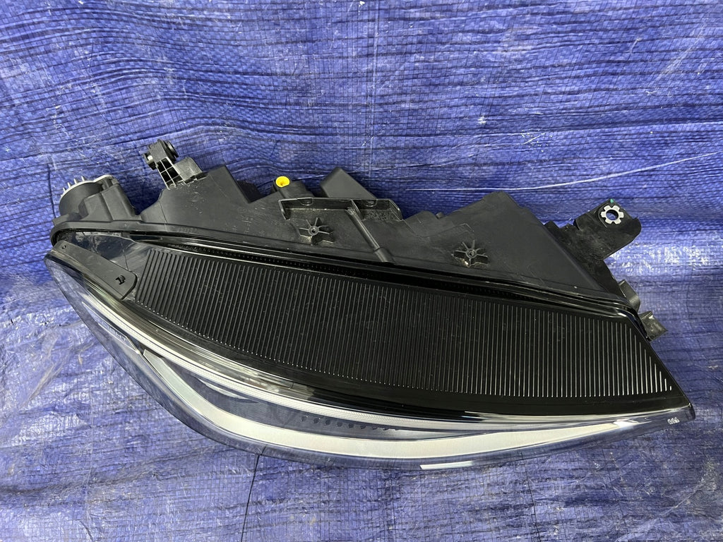 Frontscheinwerfer VW 11B941036G 1B941035G Ein Stück (Rechts oder Links) SCH6858369466px