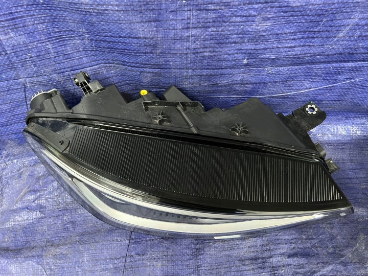 Frontscheinwerfer VW 11B941036G 1B941035G Ein Satz Scheinwerfer Headlight SCH6858369466px