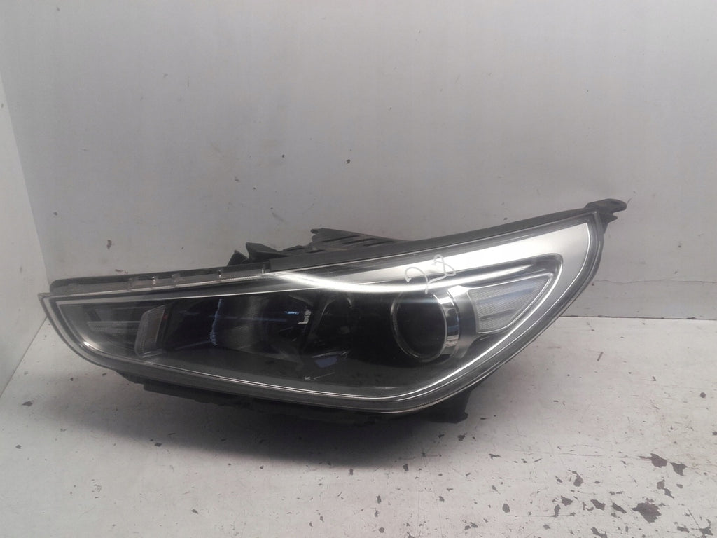 Frontscheinwerfer Hyundai I30 III 92101-G4000 LED Ein Stück (Rechts oder Links)