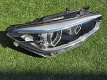 Laden Sie das Bild in den Galerie-Viewer, Frontscheinwerfer BMW 1 F21 F20 BMW1F20F21 Rechts Scheinwerfer Headlight SCH4684630932ks