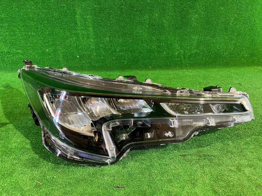 Frontscheinwerfer Toyota Corolla 81110-02S60 Rechts Scheinwerfer Headlight SCH8020550353ai