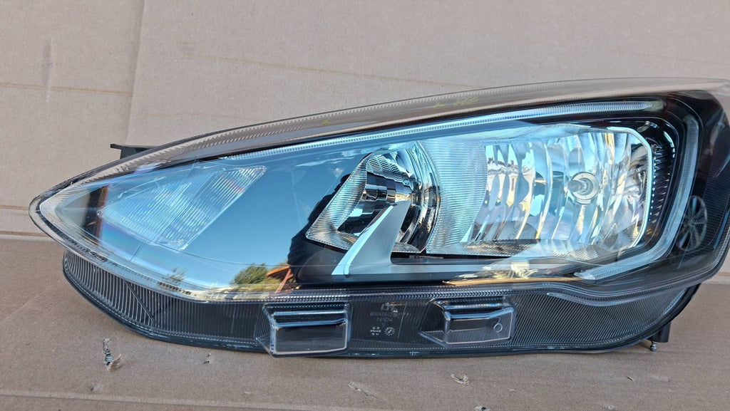 Frontscheinwerfer Ford Focus JX7B-13W030-CE Links Scheinwerfer Headlight SCH8037551011kk