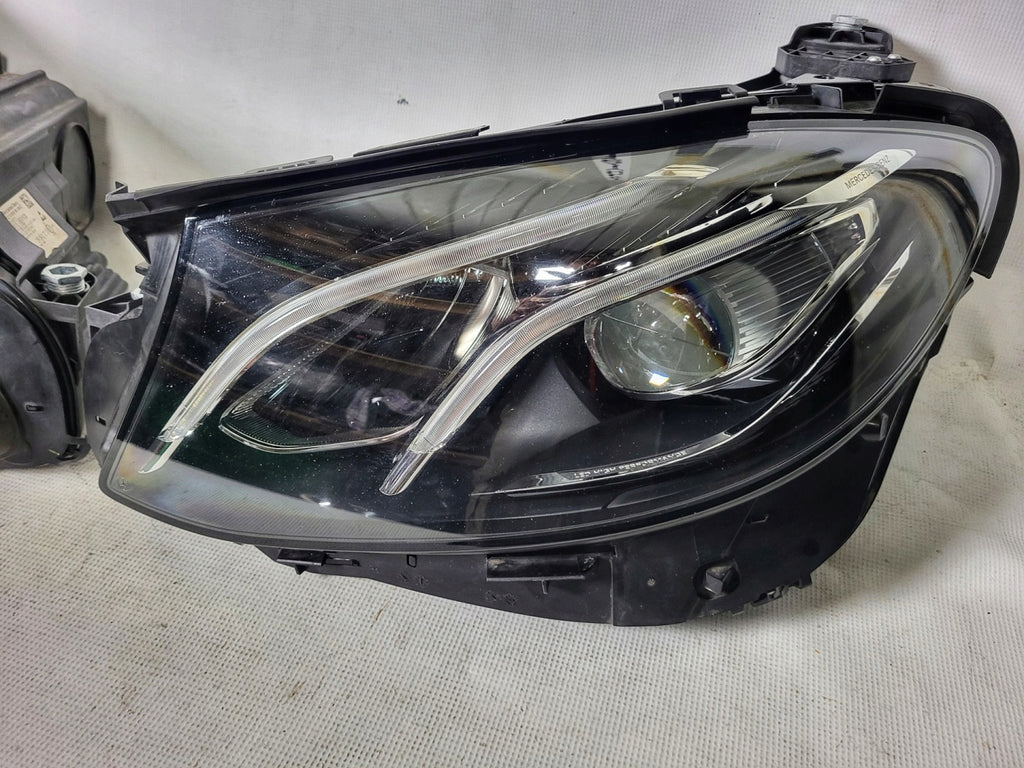 Frontscheinwerfer Mercedes-Benz W213 A2139068808 A2139068708 Full LED Ein Satz SCH6721347502al