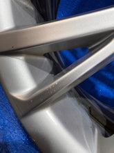 Laden Sie das Bild in den Galerie-Viewer, 1x Alufelge 17 Zoll 7.5&quot; 5x112 5FA601025B Seat Leon Rim Wheel