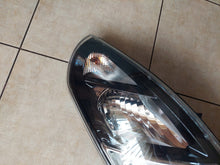 Laden Sie das Bild in den Galerie-Viewer, Frontscheinwerfer Opel Movano B 260107241R-2 LED Rechts Scheinwerfer Headlight SCH5652933352pr