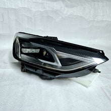 Load image into Gallery viewer, Frontscheinwerfer Audi A4 8W0914012 Full LED Rechts Scheinwerfer Headlight