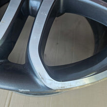 Laden Sie das Bild in den Galerie-Viewer, 1x Alufelge 18 Zoll 8.0" 5x112 45ET Glanz A2074012502 Mercedes-Benz Coupe Mg FEL1968548685qp