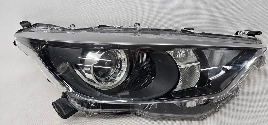 Frontscheinwerfer Toyota 4 Yaris SPP6353 Rechts Scheinwerfer Headlight