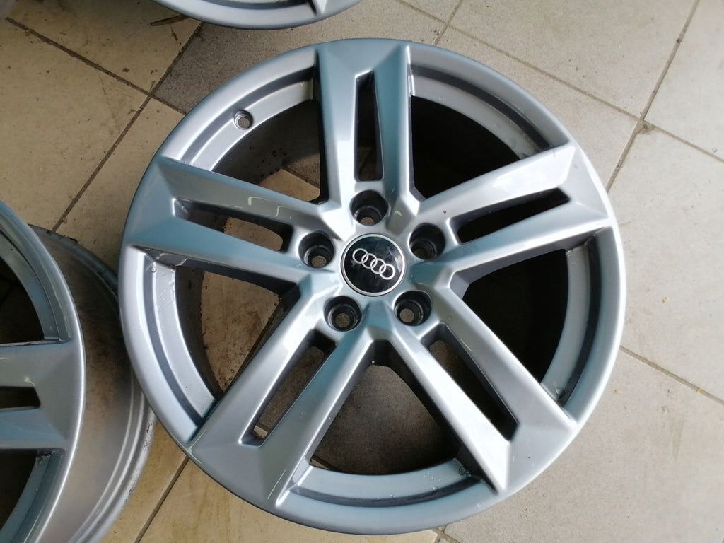 4x Alufelge 17 Zoll 7.0" 5x112 42ET Glanz Silber 8W0601025P Audi A4 B9 Rim Wheel FEL2988009325wn