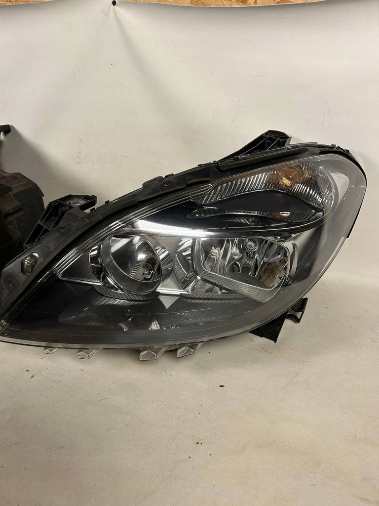 Frontscheinwerfer Mercedes-Benz W246 A246800161 Ein Satz Scheinwerfer Headlight SCH2014574156ji