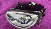Laden Sie das Bild in den Galerie-Viewer, Frontscheinwerfer Mini Countryman F60 5A04D93 LED Links Scheinwerfer Headlight SCH8299931284yr