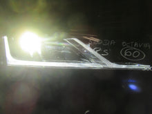 Laden Sie das Bild in den Galerie-Viewer, Frontscheinwerfer Skoda Octavia 5E4941016B LED Rechts Scheinwerfer Headlight SCH8553031418qs