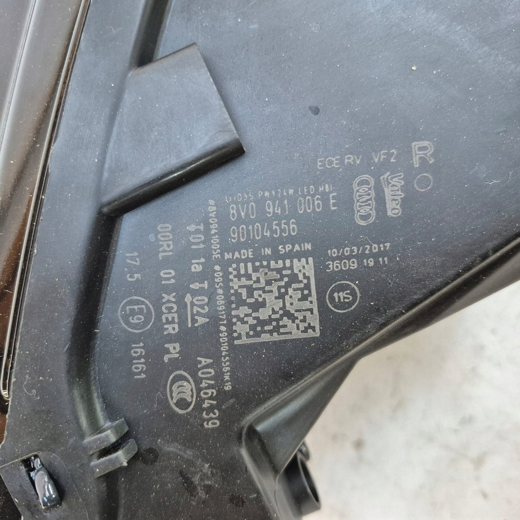 Frontscheinwerfer Audi A3 8V0941006E Xenon Rechts Scheinwerfer Headlight