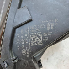Laden Sie das Bild in den Galerie-Viewer, Frontscheinwerfer Audi A3 8V0941006E Xenon Rechts Scheinwerfer Headlight