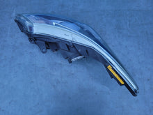 Load image into Gallery viewer, Frontscheinwerfer Toyota Avensis 05-25R 05-28 Xenon Rechts Headlight SCH1534070419ty