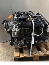 Laden Sie das Bild in den Galerie-Viewer, Motor Ford Fiesta I YZJA 1.5 200PS 43TKm 2019 Benzin Engine Komplett MOT6108450805as