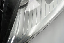 Load image into Gallery viewer, Frontscheinwerfer Ford Mondeo I Links Scheinwerfer Headlight SCH5701428281at