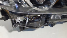 Laden Sie das Bild in den Galerie-Viewer, Frontscheinwerfer Mazda Gj Full LED Rechts Scheinwerfer Headlight