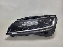 Laden Sie das Bild in den Galerie-Viewer, Frontscheinwerfer Skoda Superb III 3V1941015D LED Links Scheinwerfer Headlight