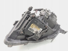 Laden Sie das Bild in den Galerie-Viewer, Frontscheinwerfer Toyota Avensis 8596724011 Rechts Scheinwerfer Headlight SCH2490924919un