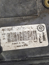 Laden Sie das Bild in den Galerie-Viewer, Frontscheinwerfer VW Passat Ein Satz Scheinwerfer Headlight SCH1602747798hf