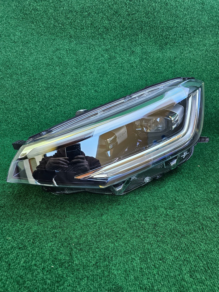 Frontscheinwerfer VW Taigo 2G7941035C Links Scheinwerfer Headlight SCH7283954070bx