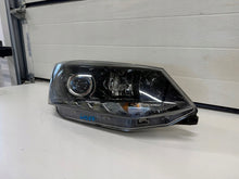 Laden Sie das Bild in den Galerie-Viewer, Frontscheinwerfer Skoda Fabia III 6V1941016B Rechts Scheinwerfer Headlight SCH7179492817nh