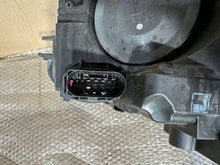 Laden Sie das Bild in den Galerie-Viewer, Frontscheinwerfer Ford Focus III F1EB-13W029-AGA Rechts Scheinwerfer Headlight SCH1906888296el
