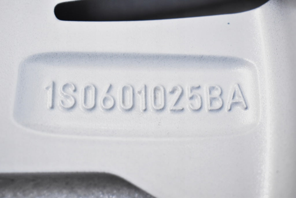 1x Alufelge 16 Zoll 6.0" 4x100 39ET Silber 1S0601025BA VW Rim Wheel FEL3752615608kx