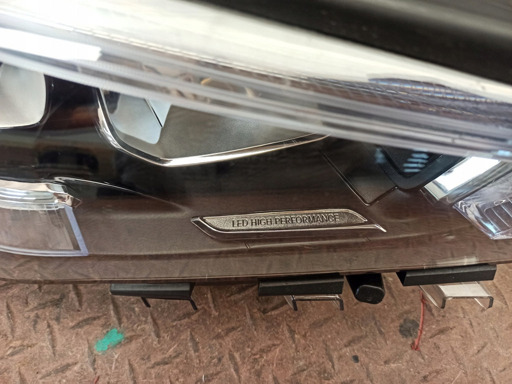 Frontscheinwerfer Mercedes-Benz Cla 1189062600 Rechts Scheinwerfer Headlight SCH2369847426az