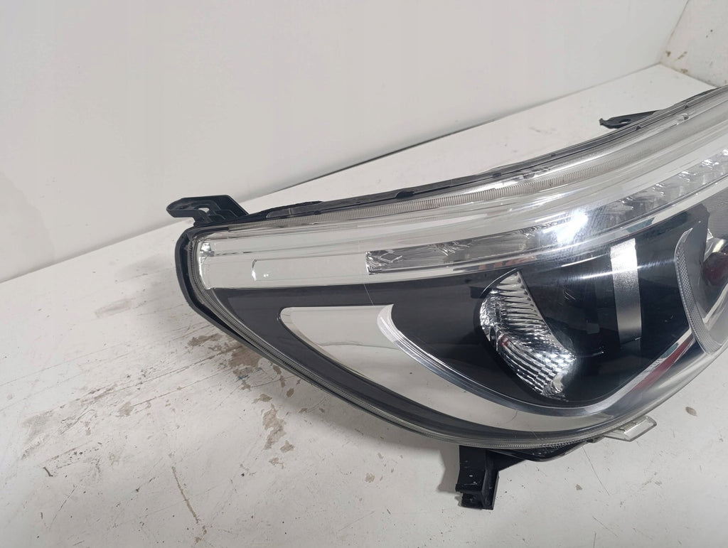 Frontscheinwerfer Toyota Hilux VIII Full LED Rechts Scheinwerfer Headlight SCH8231190777lz